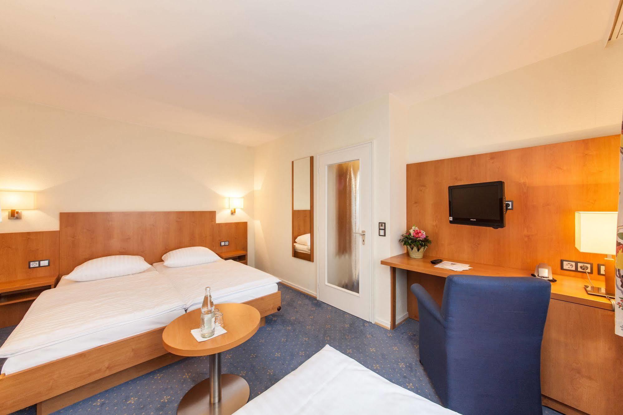 Hotel Drei Kronen Elmshorn Eksteriør bilde